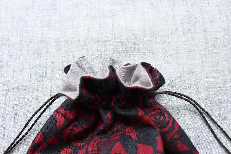 薔薇と鳩でつくる巾着セット